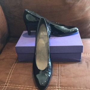 Stuart Weitzman Black Patent Leather Pumps - 10W
